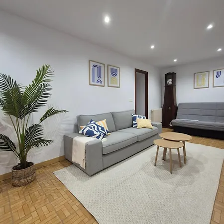 22a04 Casa Azul Del Corral De Abaju En By R2r Consulting Dom wakacyjny Arriondas